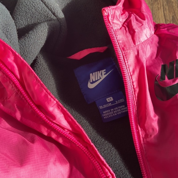 Good jacket for spring - Picture 2 of 2